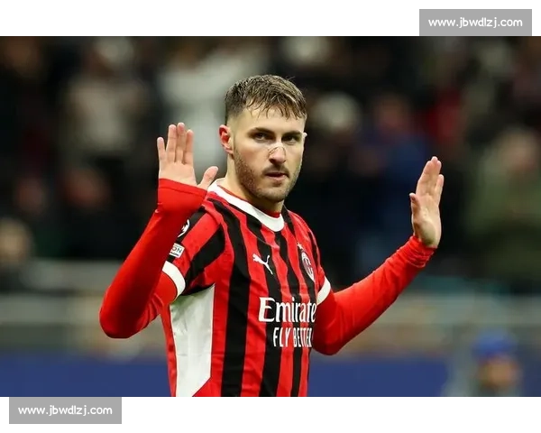 米兰领跑 19 岁天才边锋争夺战:意丙新星成红黑军团夏窗重点目标 米兰领跑 19 岁天才边锋争夺战:意丙新星成红黑军团夏窗重点目标