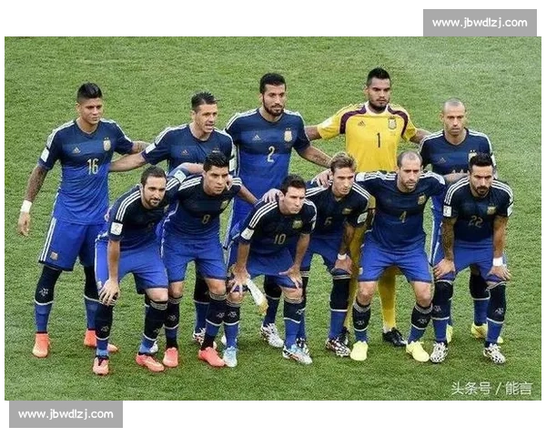 冰岛对阵泰国的实力碰撞与战术风格全面解析前瞻赛前形势与看点深度解读 冰岛对阵泰国的实力碰撞与战术风格全面解析前瞻赛前形势与看点深度解读